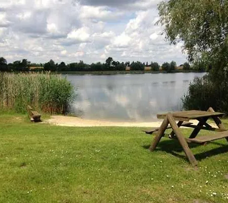 Bungalow Am See